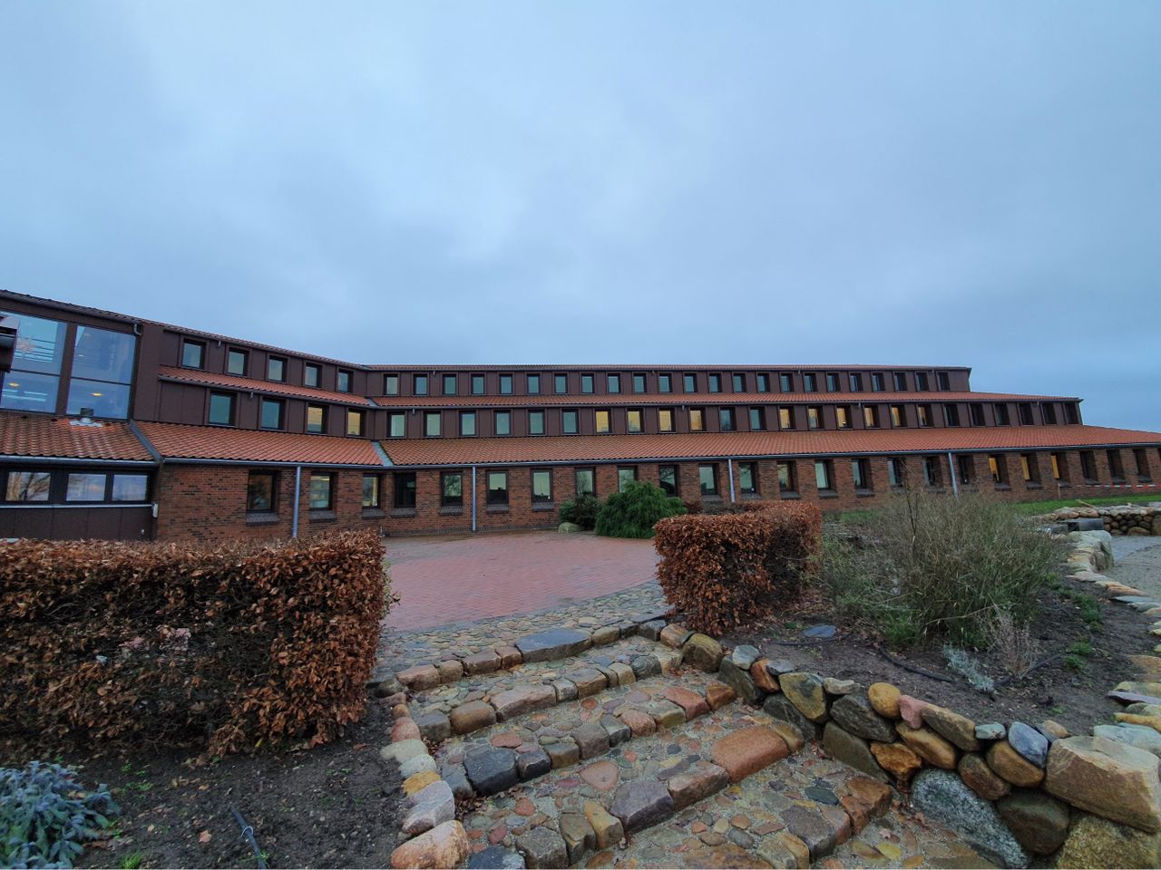 image 01